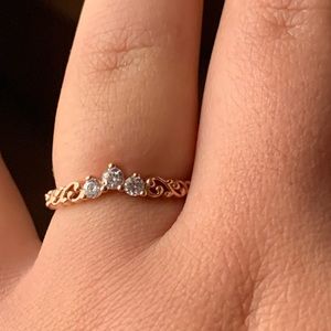 Pandora Rose Tiara ring size 9 (60)